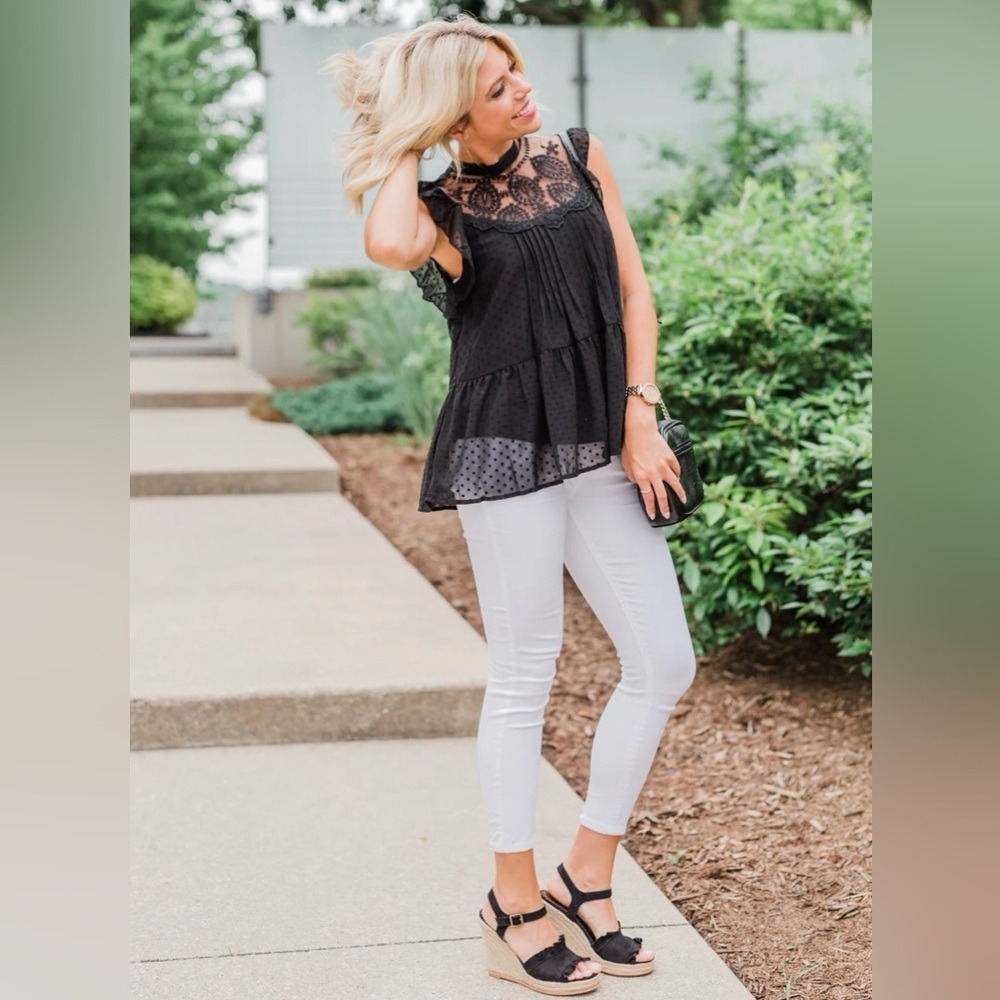 NWT Black Sleeveless Lace Detail Top M - Picture 15 of 16